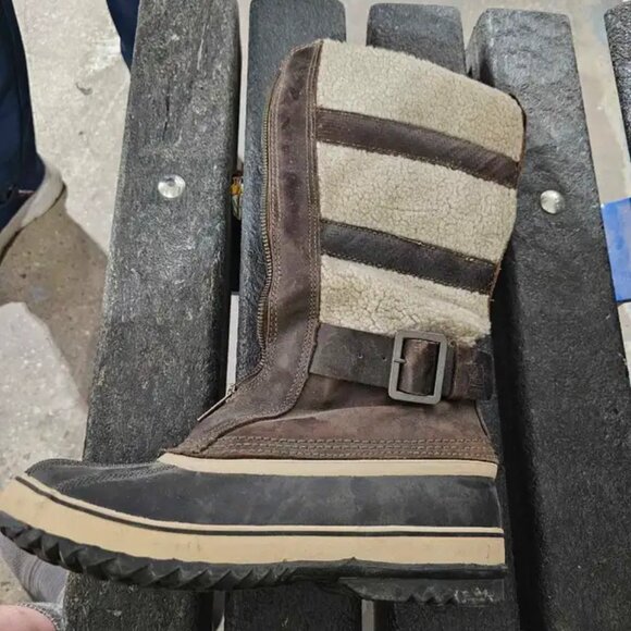 Sorel Helen of Tundra II winter boots - Picture 3 of 3